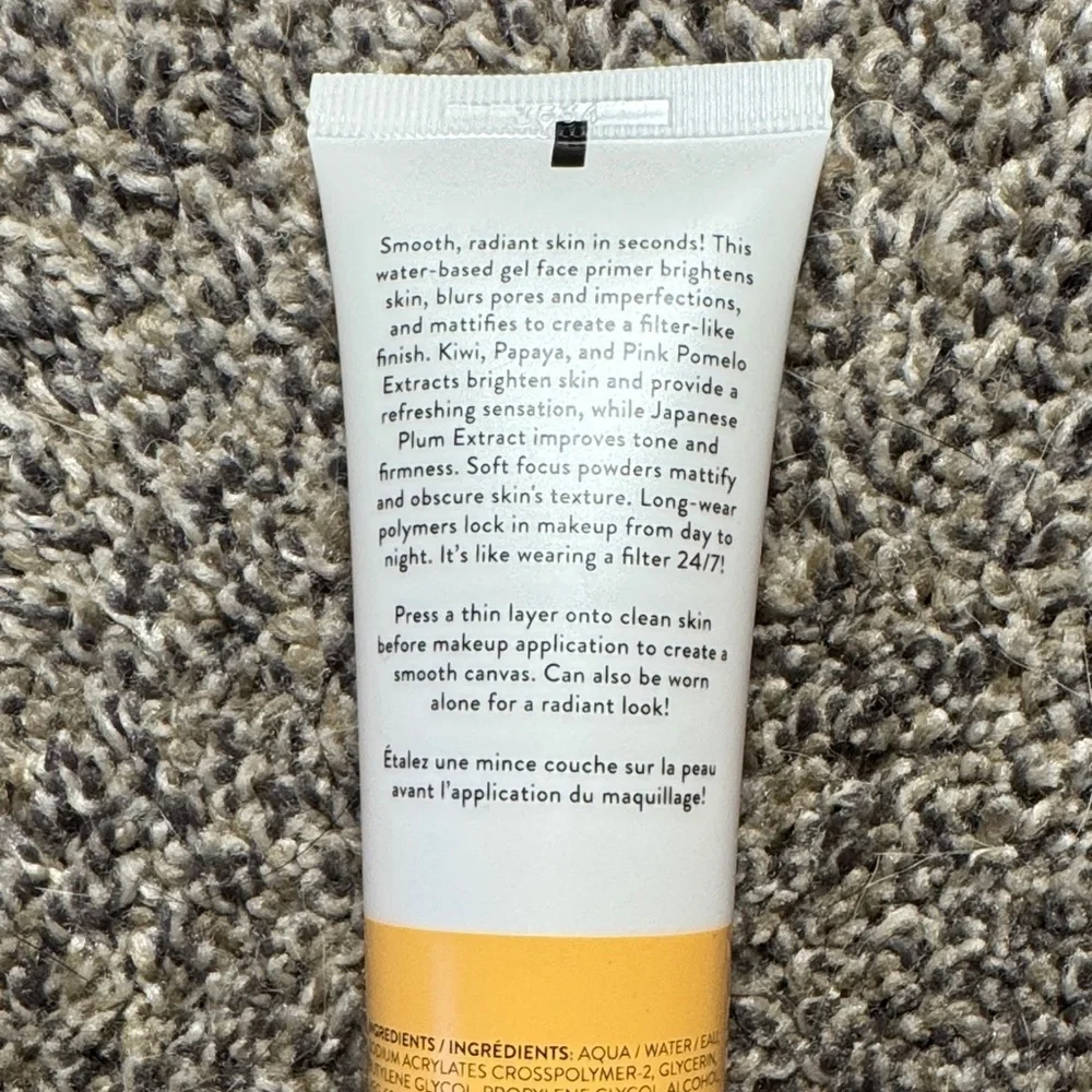 Laura Geller Spackle Skin Perfecting Primer: Brighten-n-Blur - Picture 2 of 3